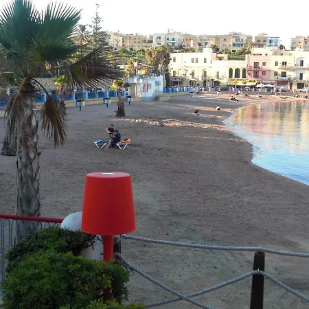 Spinola Court With Pool And Close To Beach St Julians Center アパート Saint Julian's
