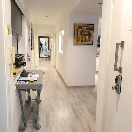 Spinola Court With Pool And Close To St Julians Center