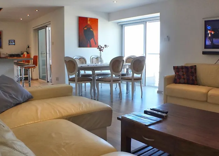 Spinola Court With Pool And Close To St Julians Center Lejlighed Saint Julian's